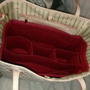 Deep red purse organizer\insert